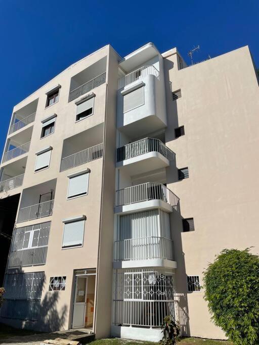 شقة T2 Avec Parking - Entierement Climatise - Chez Elo سكولكر المظهر الخارجي الصورة